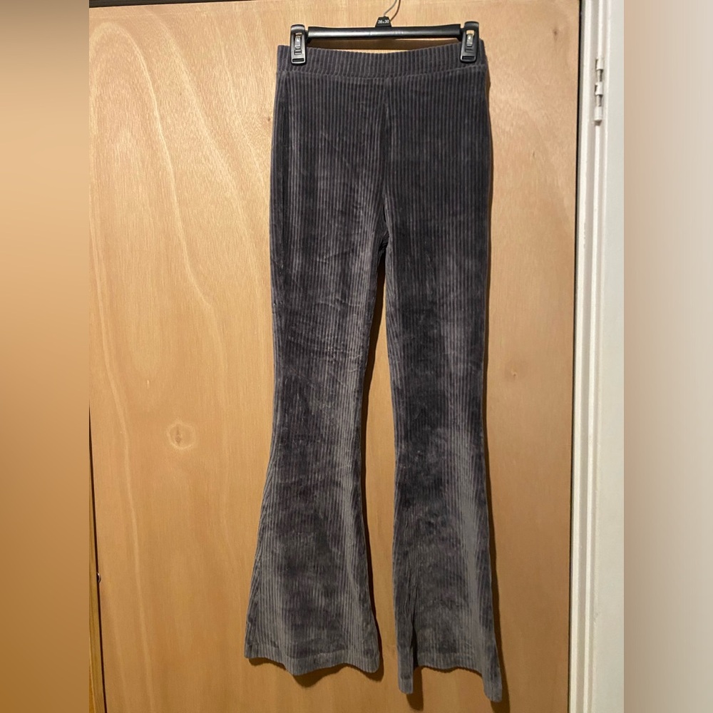 Aerie groove-on velour high waisted flare pants in charcoal